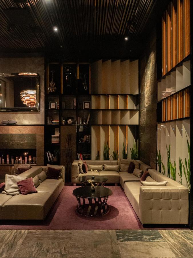 11 Mirrors Design Hotel Kiev Bagian luar foto