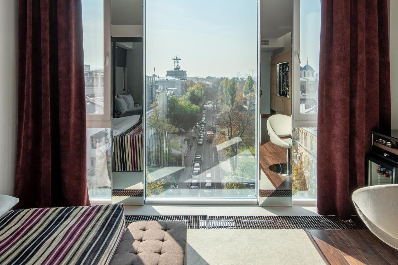 11 Mirrors Design Hotel Kiev Bagian luar foto