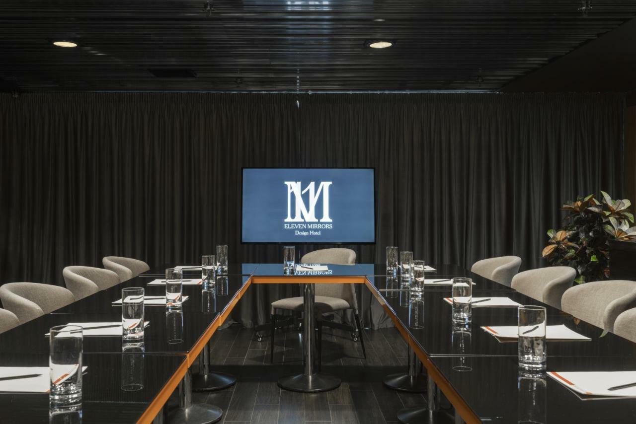 11 Mirrors Design Hotel Kiev Bagian luar foto